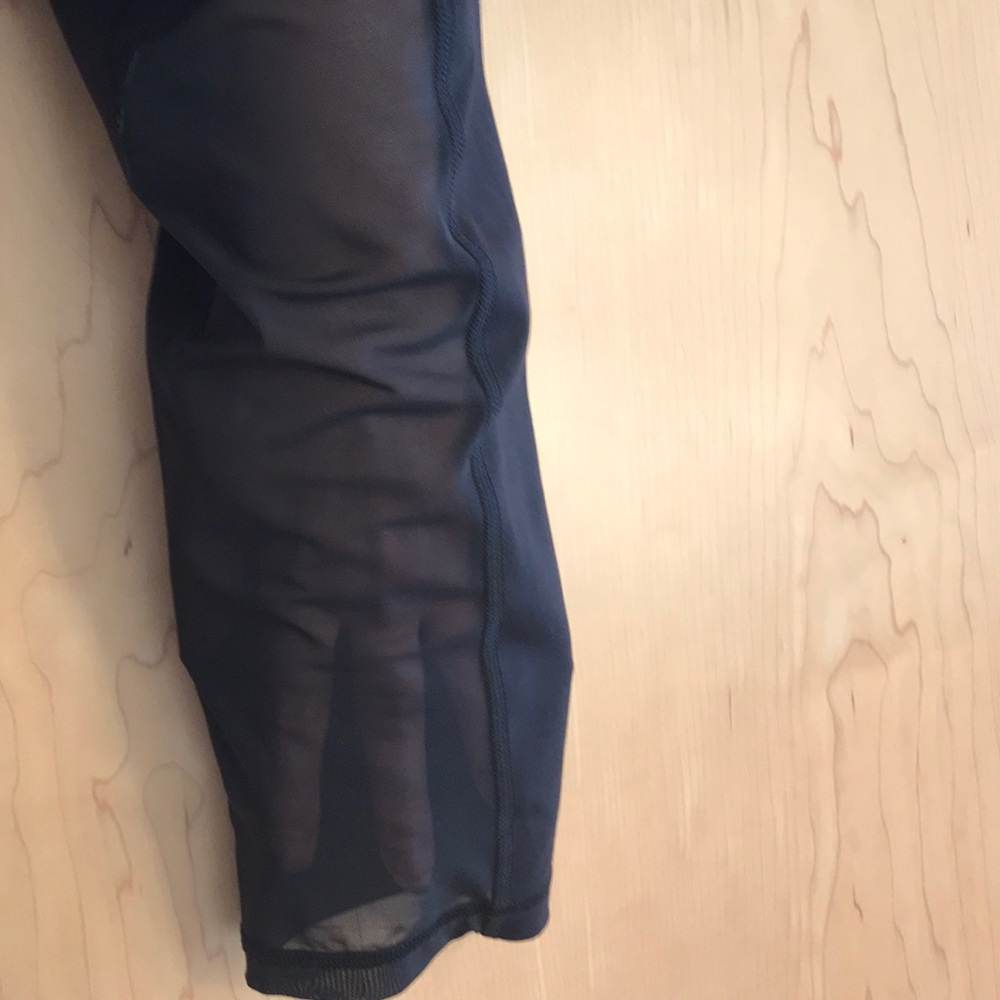Victoria Secret Sport Black Capri Leggings w/ Mesh - Picture 7 of 14